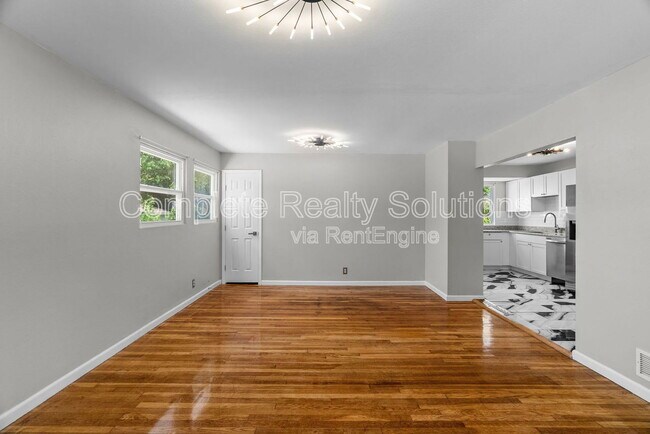 Building Photo - 10320 Durness Dr