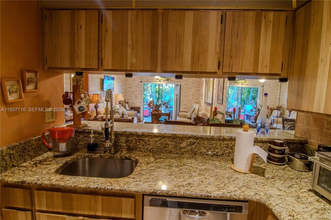 Building Photo - 8044 NW 41 Ct