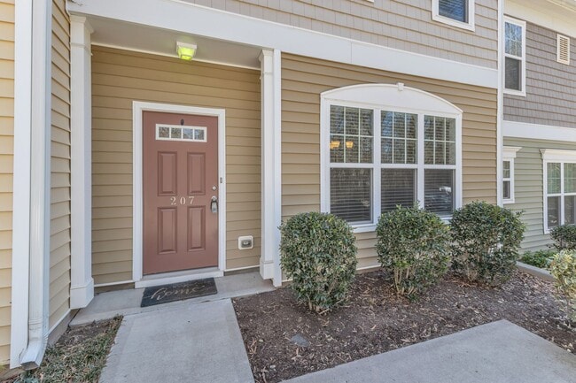 Building Photo - Charming 3-bedroom, 2-bathroom home nestled in the heart of Wake Forest