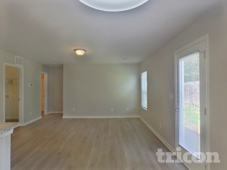 Building Photo - 631 Buckskin Rd