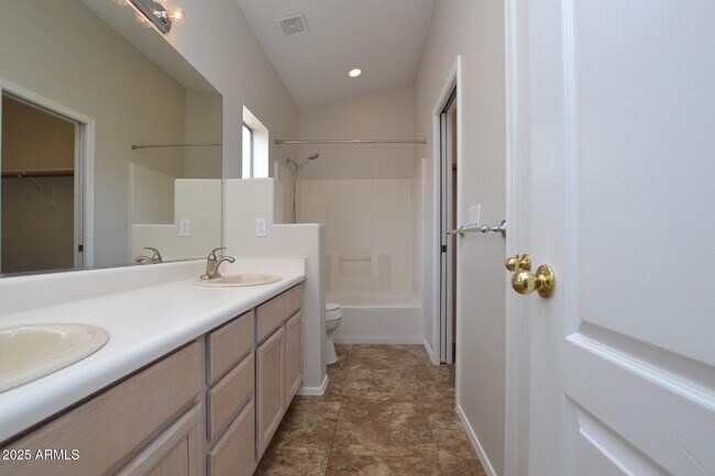 Building Photo - 4927 W Wahalla Ln