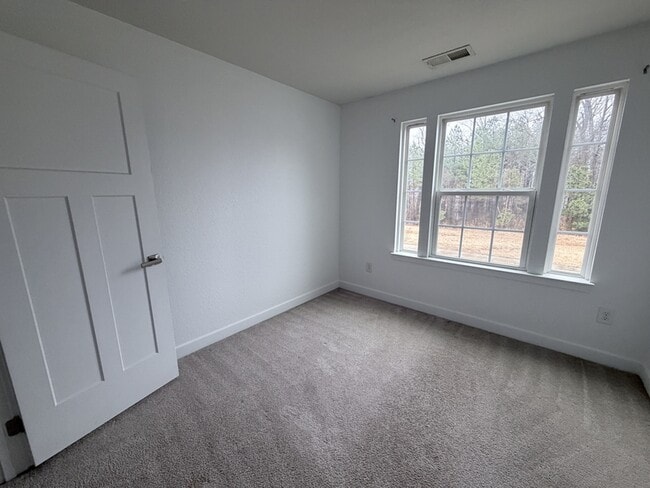 Building Photo - 221 Brittlebrush Dr