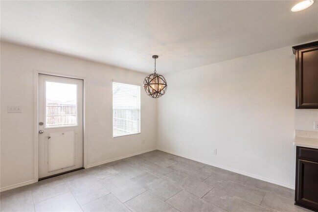 Building Photo - 3105 Adrian Creek Dr