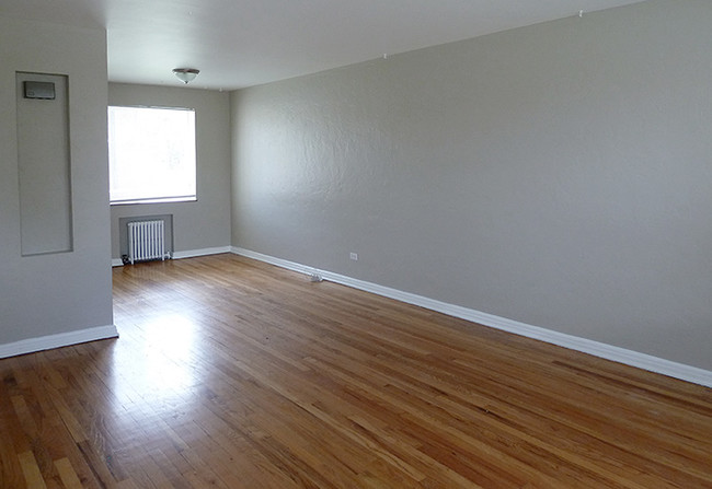 Living area - Cherry Street Townhomes