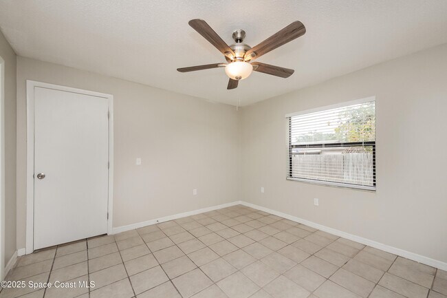 Building Photo - 3682 Shellie Ct