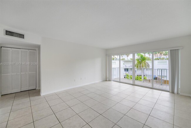 Building Photo - 7737 SW 88th St