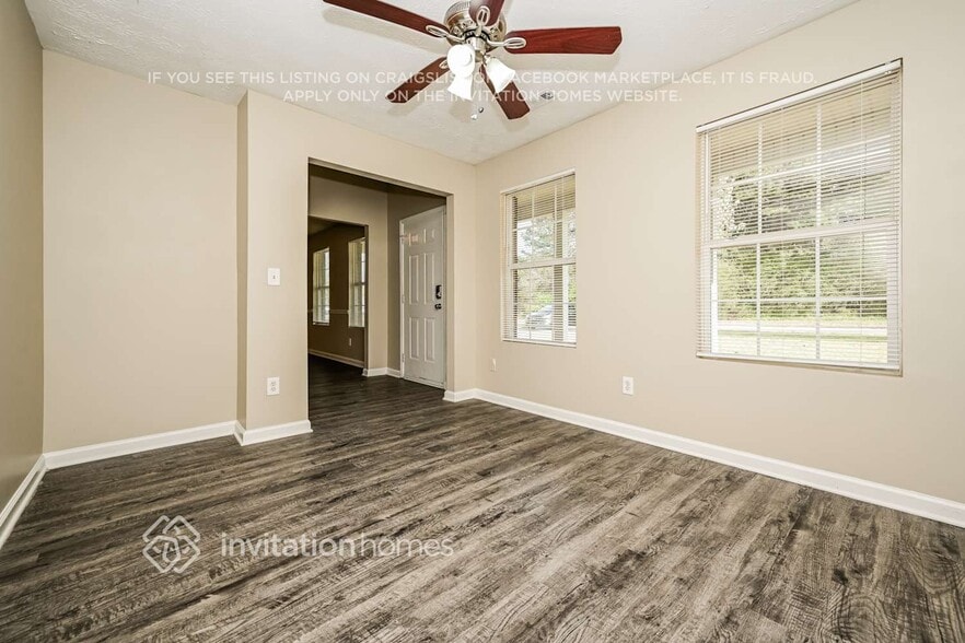 Building Photo - 121 Whistle Way