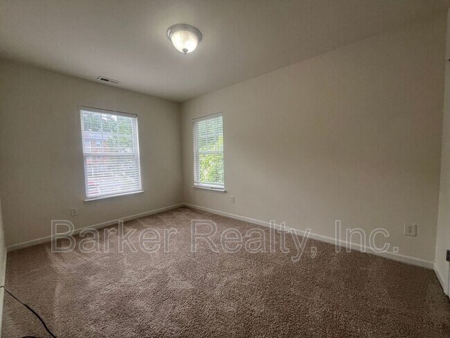 Building Photo - 11711-100 Mezzanine Drive