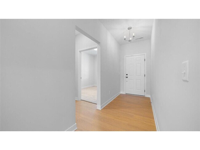 Building Photo - 123 Gambel St