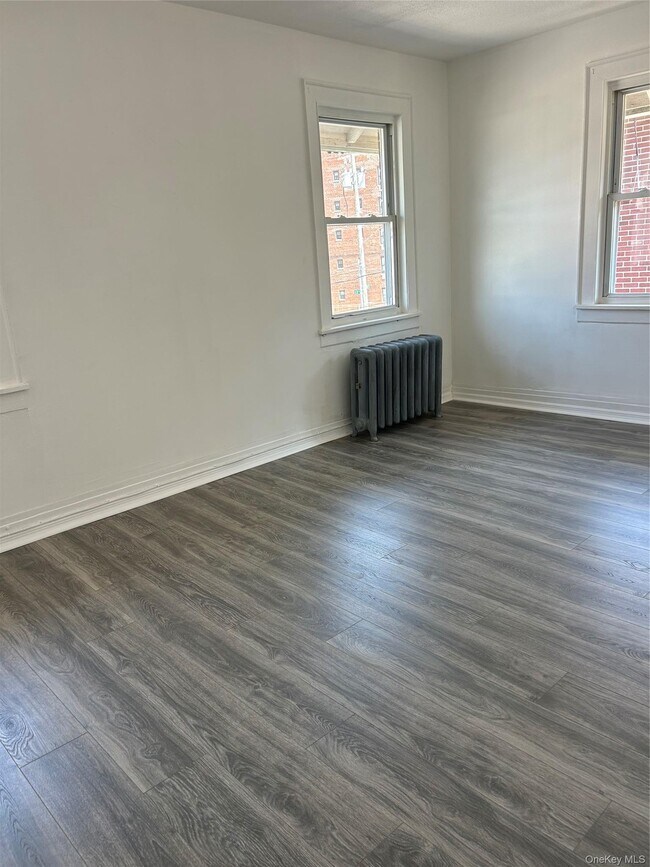 Building Photo - 22-17 Collier Ave
