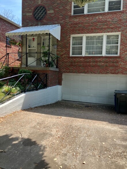 Building Photo - 7246 Dartmouth Ave