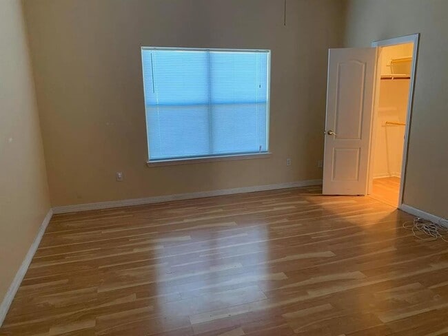 Building Photo - 4227 Benard Ct