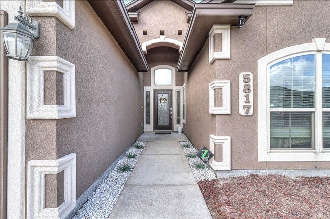 Building Photo - 5817 Bella Di Giorno Dr