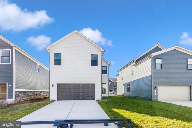 Building Photo - 461 Hanson St