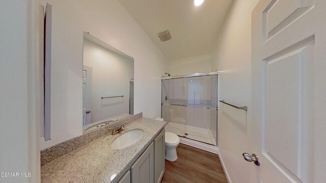 Building Photo - 152 Kings Pl