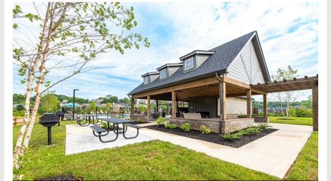 Building Photo - 1836 Silver Chapel Dr