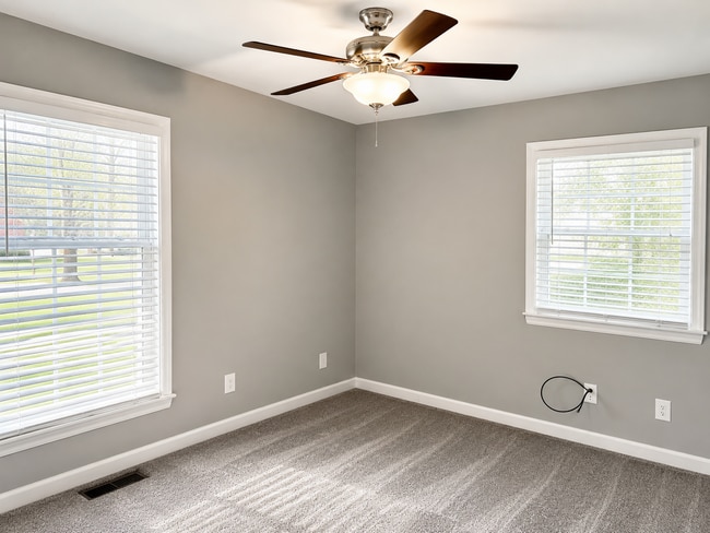 Building Photo - Heart of Middletown Home!