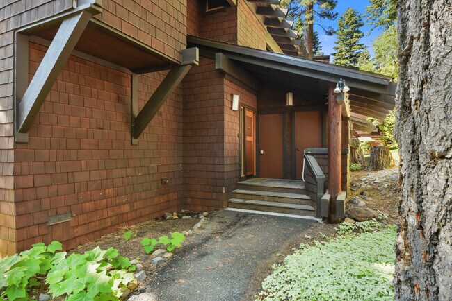 Building Photo - 1200 W Lake Blvd