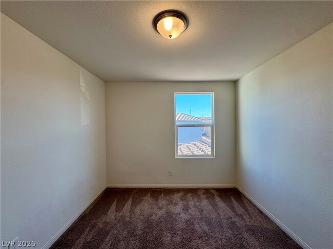 Building Photo - 5677 Asyma Ct