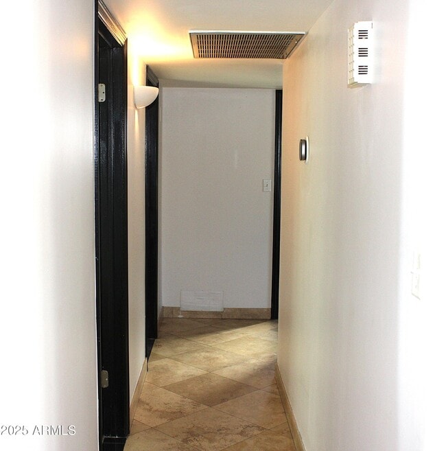 Building Photo - 4046 E Hidalgo Ave