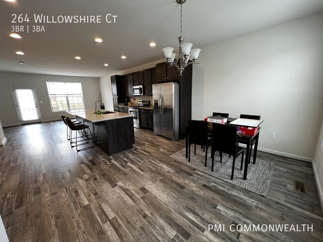 Building Photo - 264 Willowshire Ct