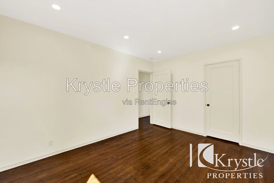 Building Photo - 1108 Shasta St