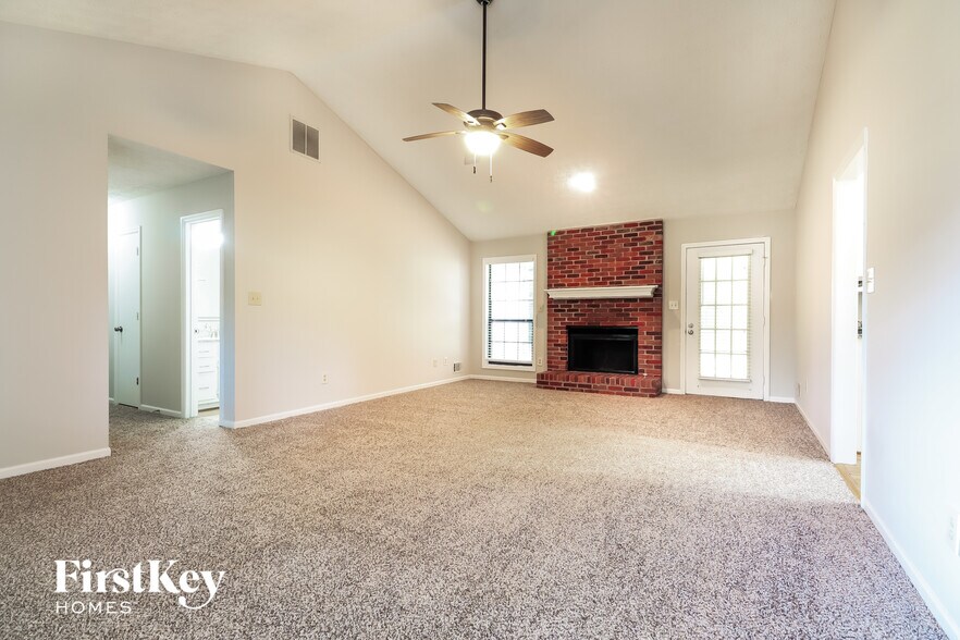 Building Photo - 140 Brookfield Dr