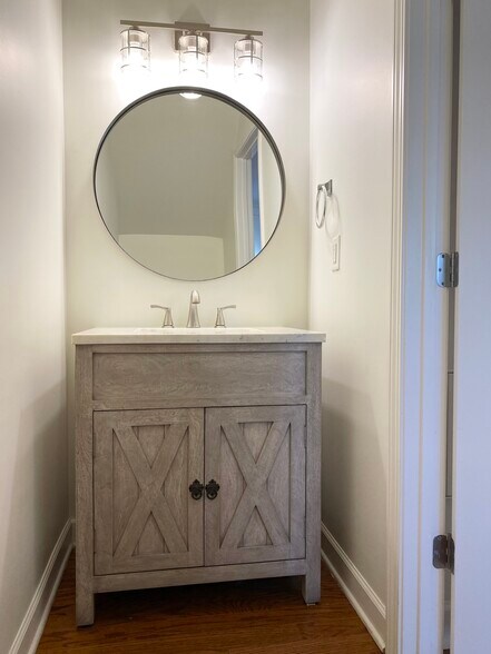 Fully updated downstairs 1/2 Bathroom. - 2017A Beech Ave