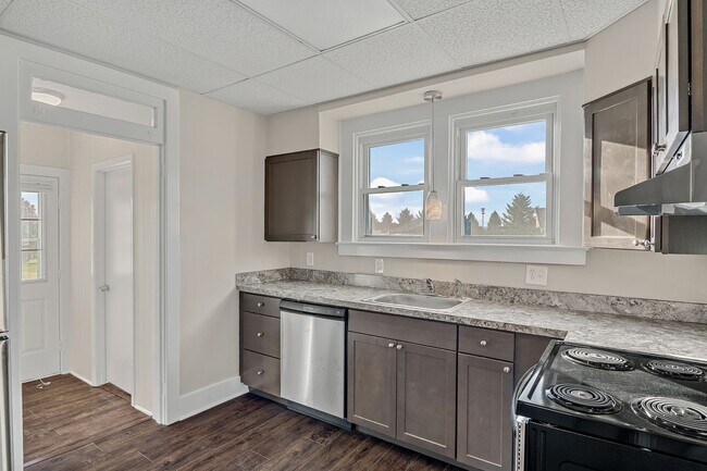 Building Photo - 206 Hershey Rd
