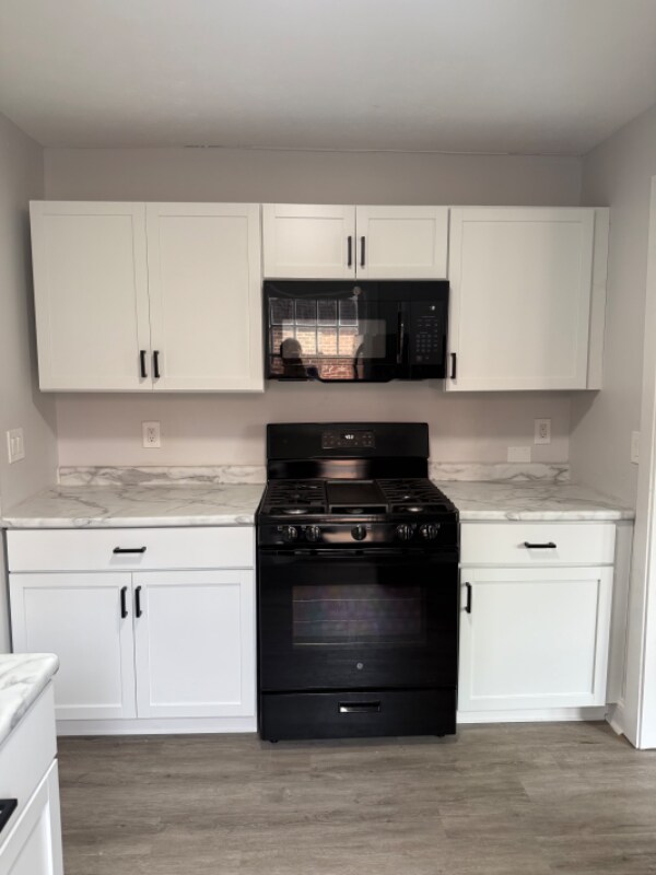 Building Photo - 2643 Sullivant Ave