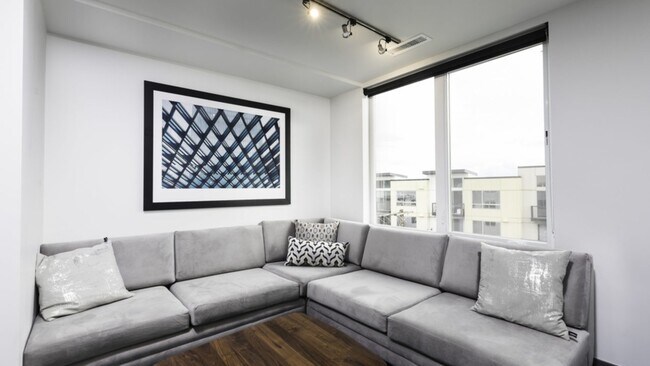 Building Photo - 4200 S Othello St