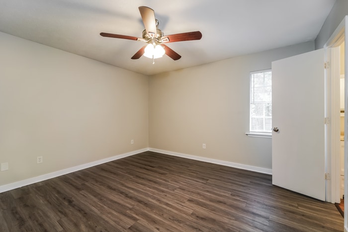 Building Photo - 145 Bellegrove Cir