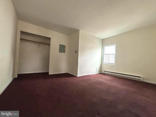 Building Photo - 117 N Black Horse Pike