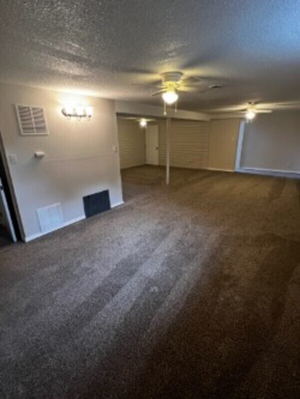 Building Photo - 2707 N Arcadia St