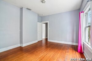 Building Photo - 821 E Quincy St