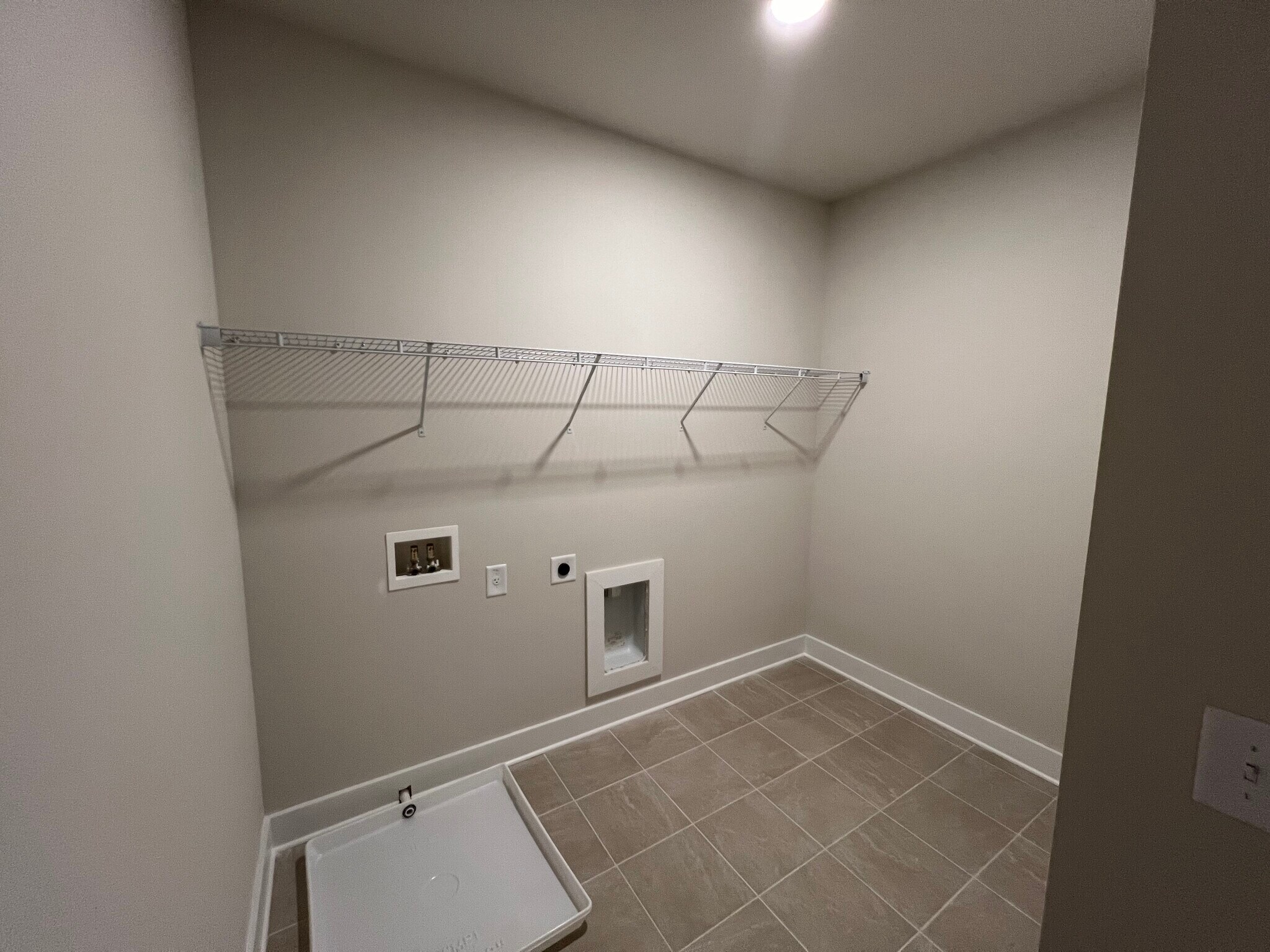 Building Photo - 1245 Willowcrest Way