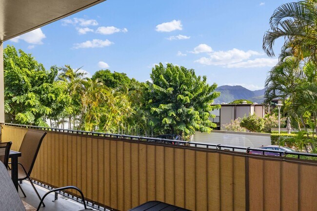 Building Photo - Cozy Island Escape | Near Waikiki & Diamond Head