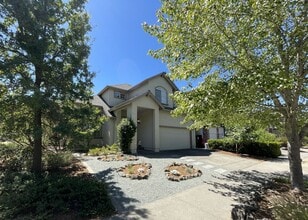 Building Photo - 2,199 Square Foot Beautiful 4-Bedroom Home | 2,199 Sq. Ft. | Prime Rincon Valley Location