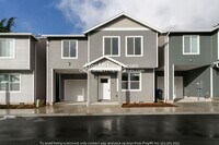 Building Photo - Modern Four Bedroom Home in SE!
