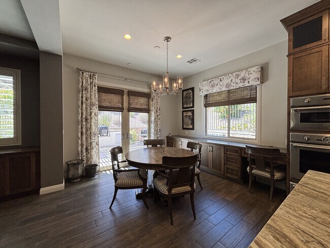 Building Photo - 81 Navarra Canyon Ct