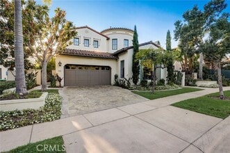 Building Photo - 10 Tasman Sea