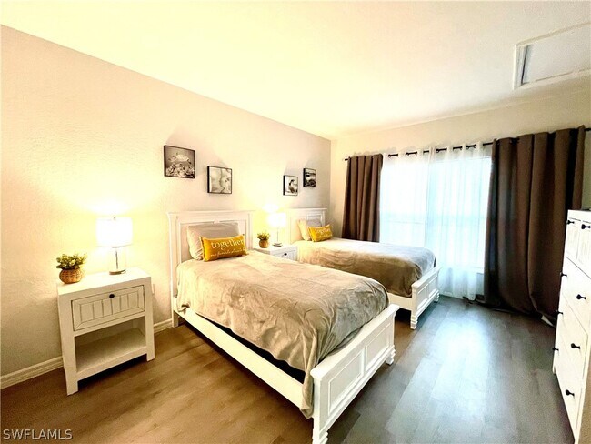 Building Photo - 7870 Mahogany Run Ln