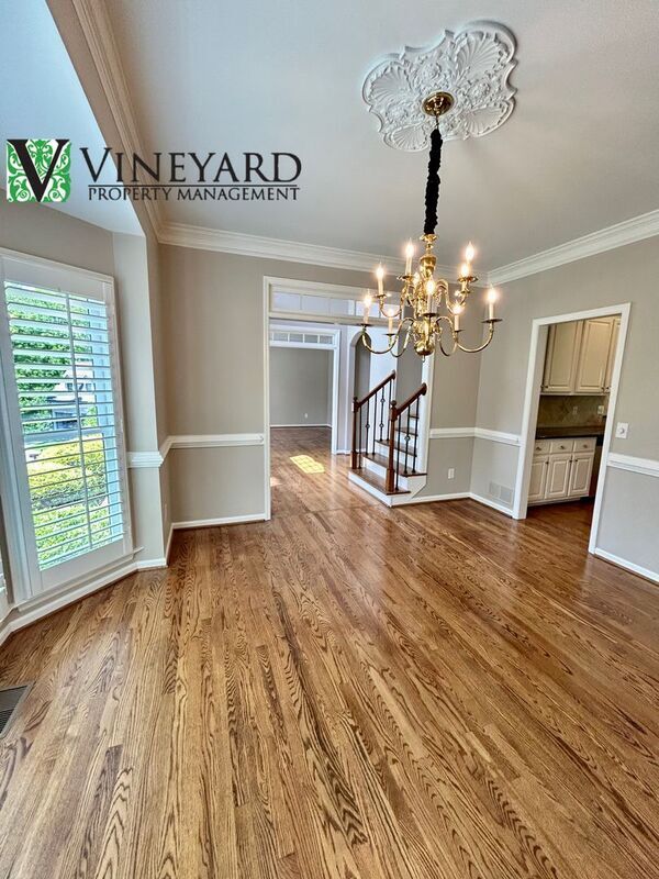 Building Photo - 508 Old Field Cove