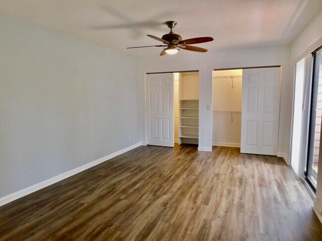 Building Photo - 4155 Turnberry Cir