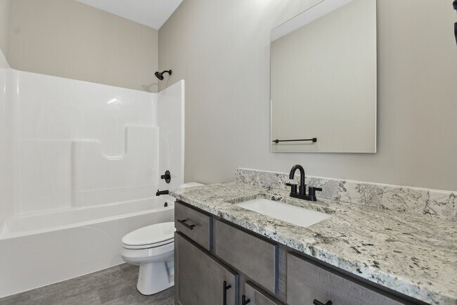 Building Photo - 1610 Delane Dr