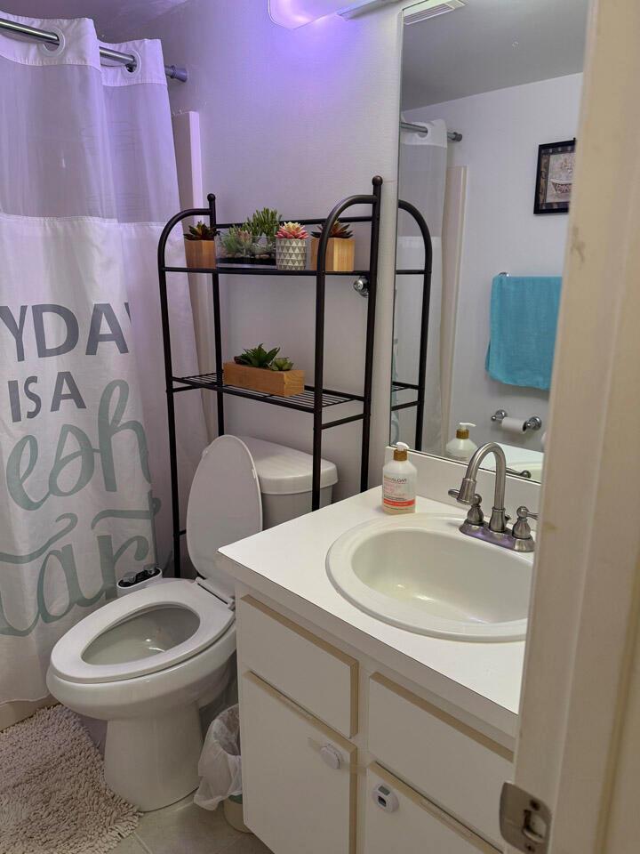 Building Photo - 10451 W Broward Blvd