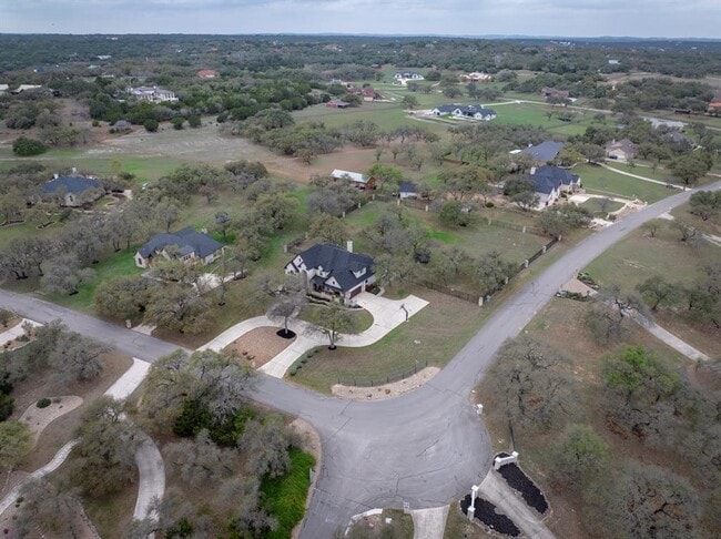 Building Photo - 664 Ranchers Club Ln