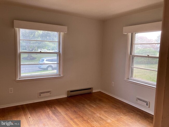 Building Photo - 10 Moller Pkwy