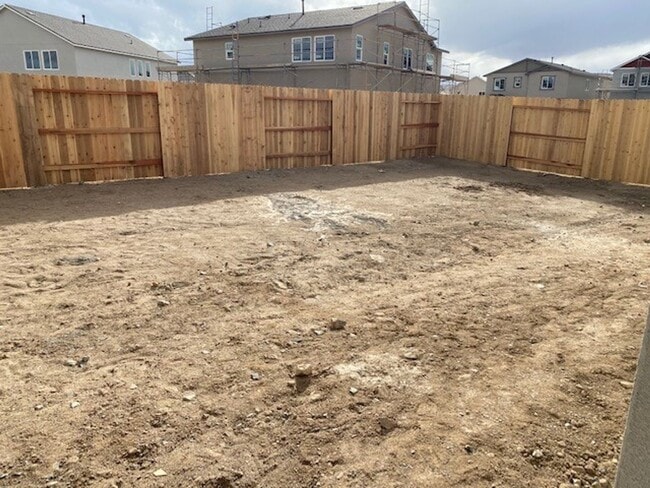 Building Photo - Nearly New DR Horton Home 3 Bedroom, 2 Bath, 2 Car Garage