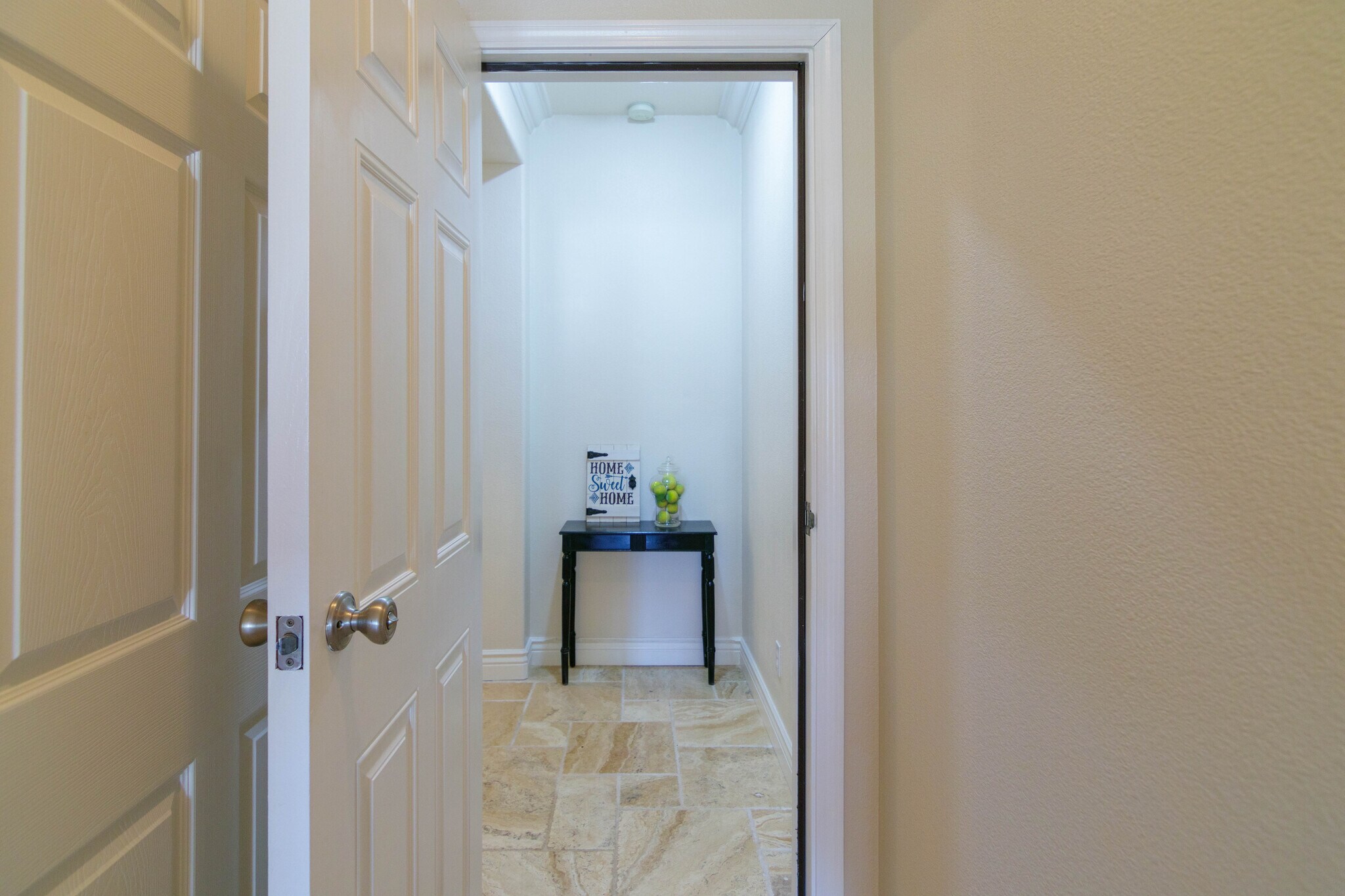 Building Photo - 171 Fennel Ct